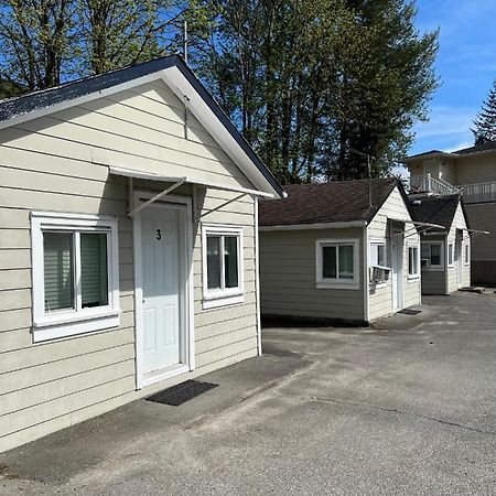 Lake Errock Motel Harrison Mills Экстерьер фото