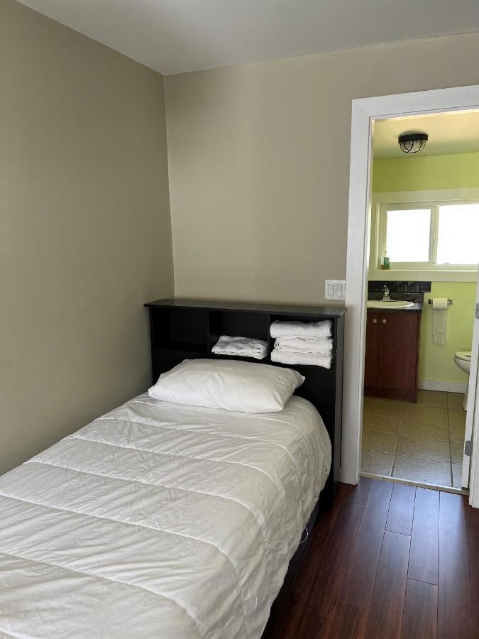 Lake Errock Motel Harrison Mills Экстерьер фото